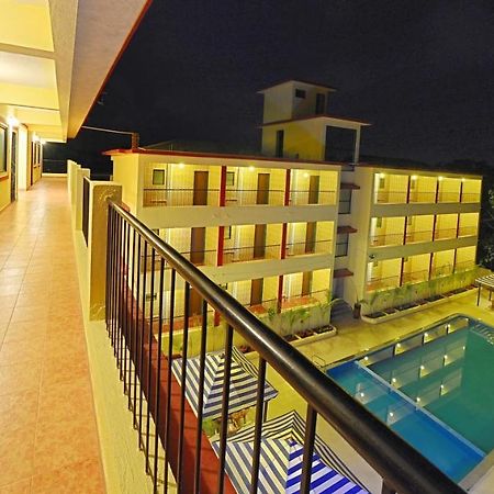 Grand Goa Exotica Hotel Guirim Luaran gambar