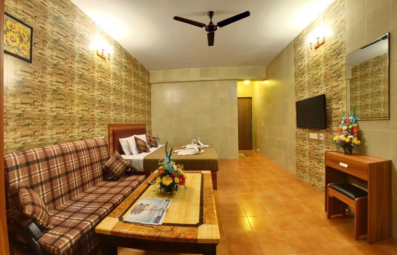Grand Goa Exotica Hotel Guirim Luaran gambar